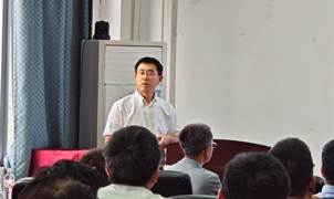 邓宾讲话